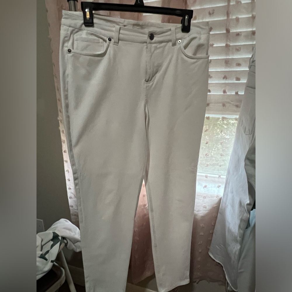 Nike Women's Straight Leg Jeans - Soft Gray